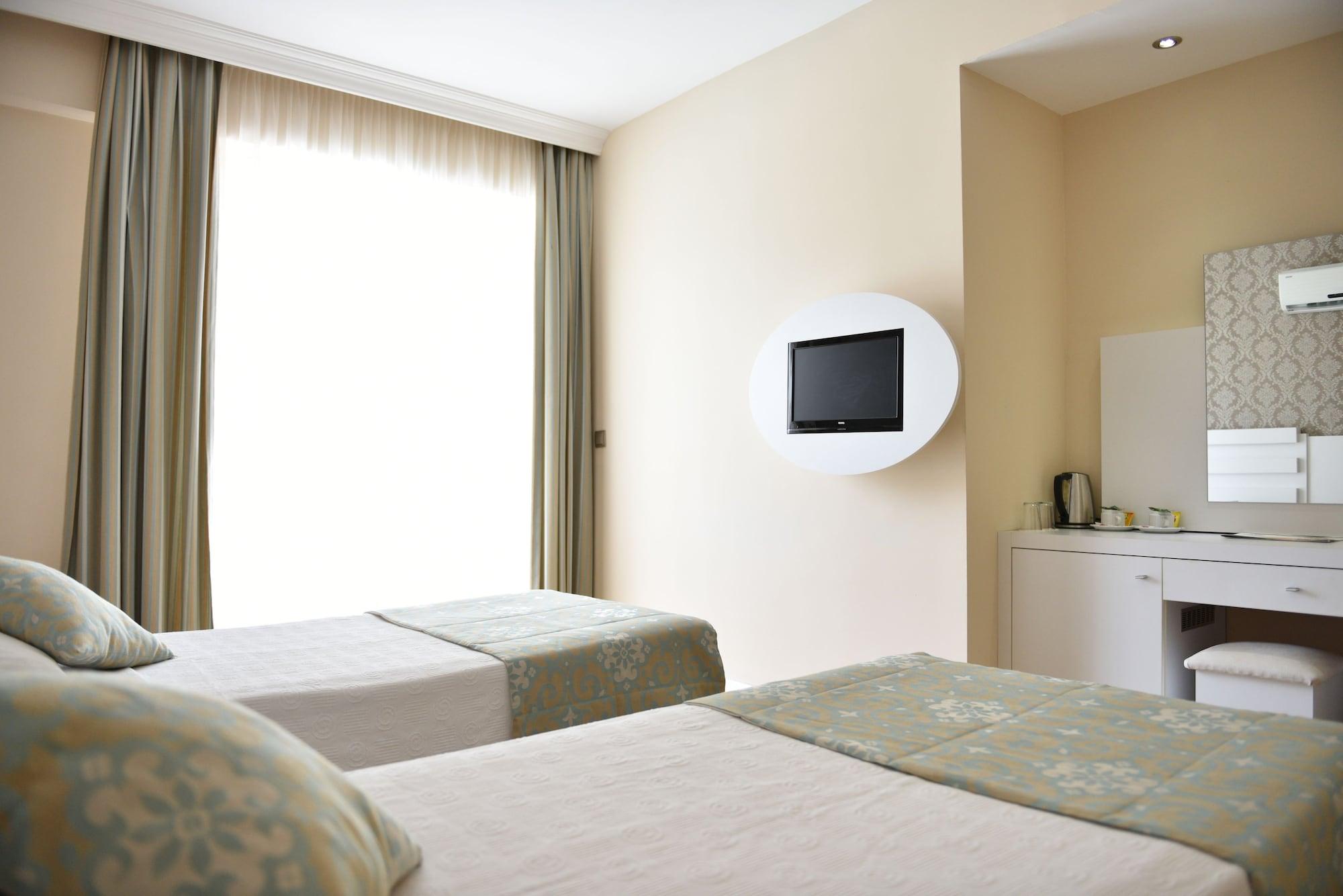 אולודניץ Sahra Su Holiday Village & Spa מראה חיצוני תמונה