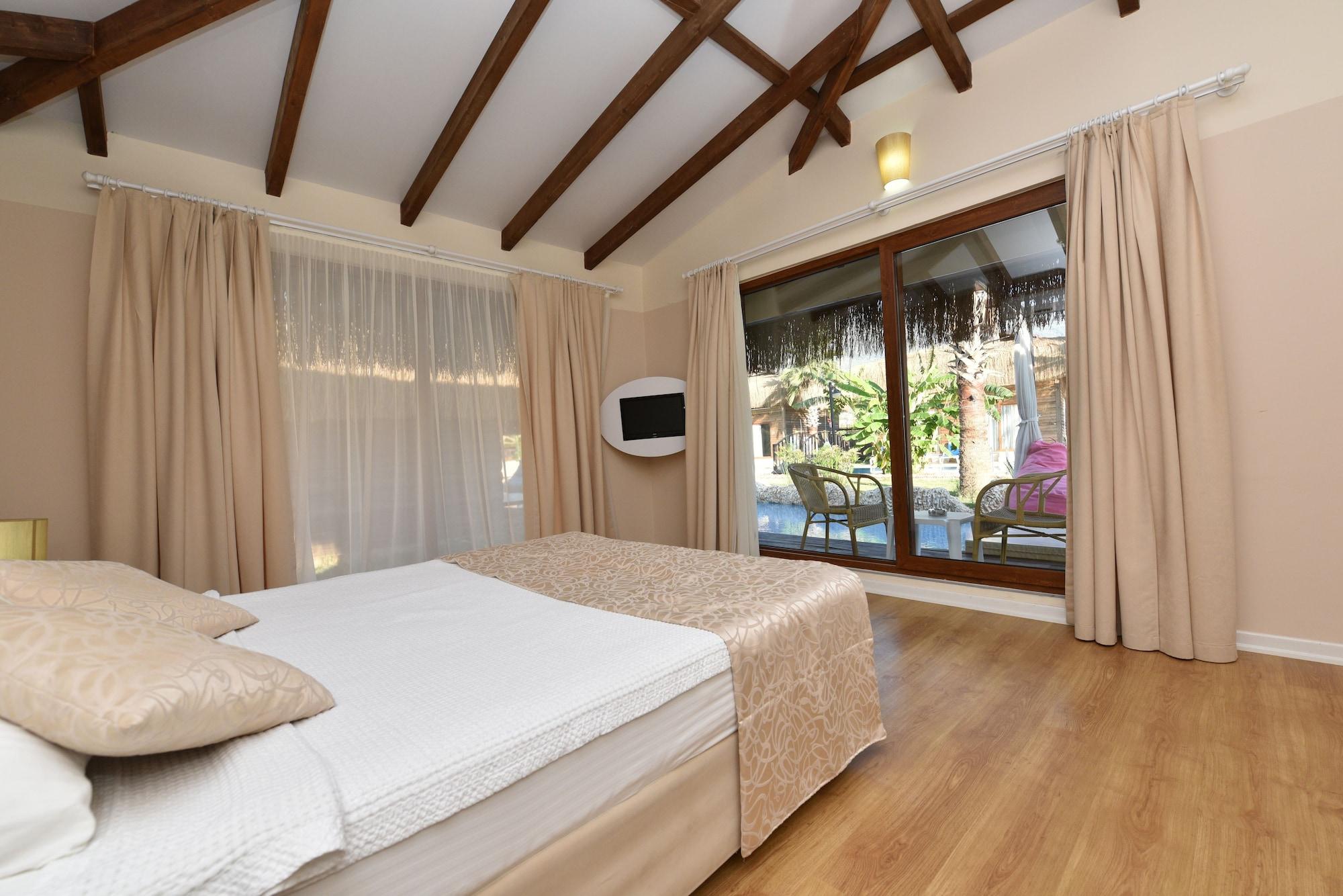 אולודניץ Sahra Su Holiday Village & Spa מראה חיצוני תמונה