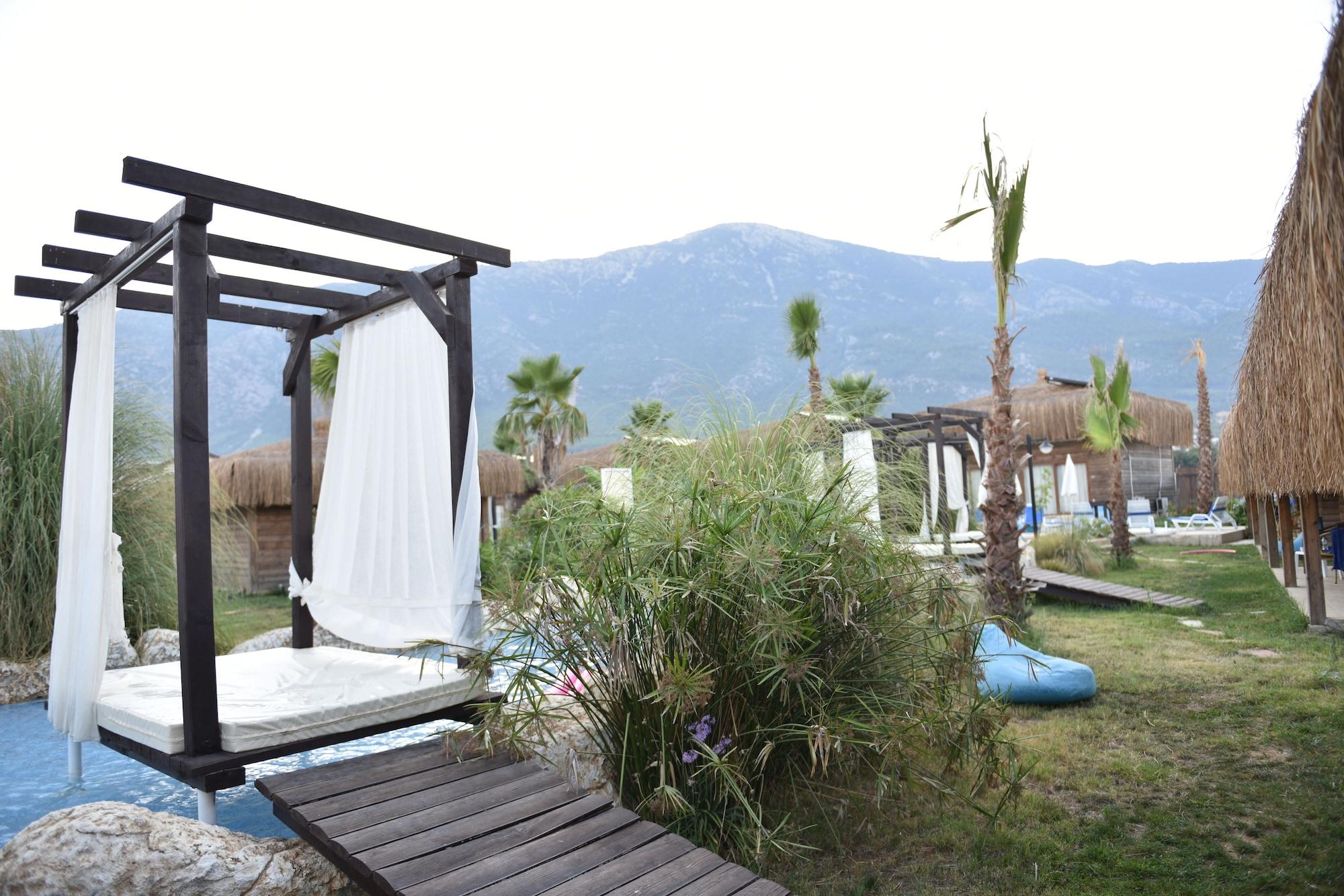 אולודניץ Sahra Su Holiday Village & Spa מראה חיצוני תמונה
