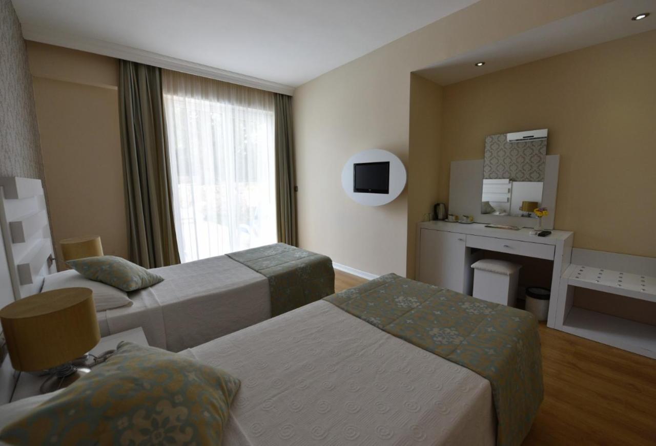 אולודניץ Sahra Su Holiday Village & Spa מראה חיצוני תמונה