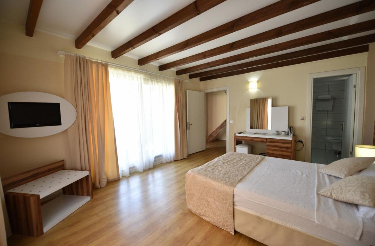 אולודניץ Sahra Su Holiday Village & Spa מראה חיצוני תמונה