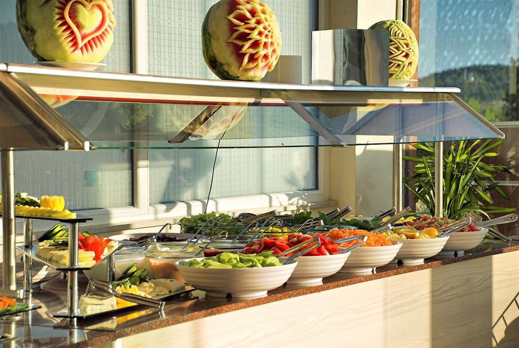 אולודניץ Sahra Su Holiday Village & Spa מראה חיצוני תמונה