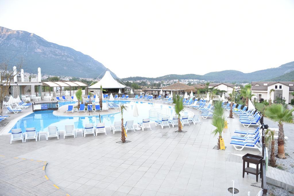 אולודניץ Sahra Su Holiday Village & Spa מראה חיצוני תמונה