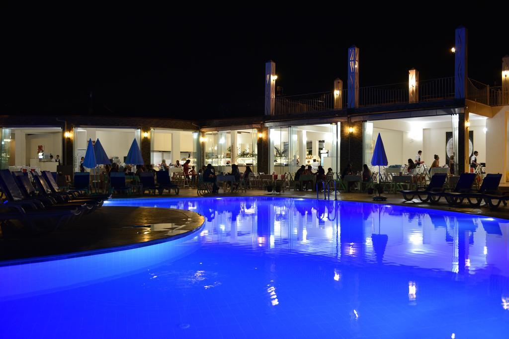 אולודניץ Sahra Su Holiday Village & Spa מראה חיצוני תמונה