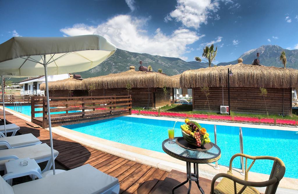 אולודניץ Sahra Su Holiday Village & Spa מראה חיצוני תמונה